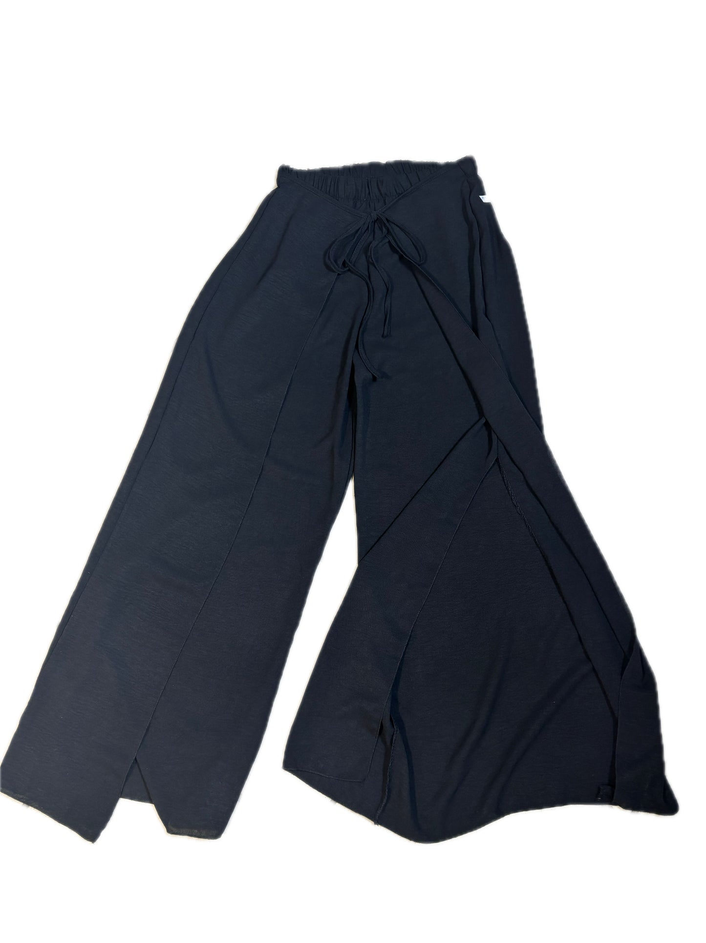 Pantalone con spacco